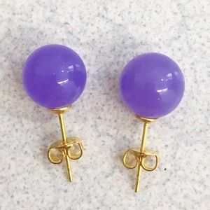 Pretty NWOT lavender Jade studs 💜!
